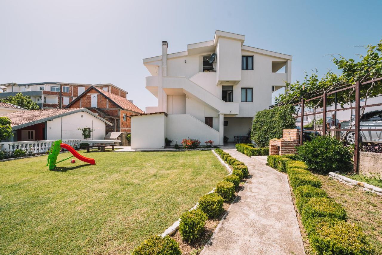 Apartments Radosevic Ulcinj Extérieur photo