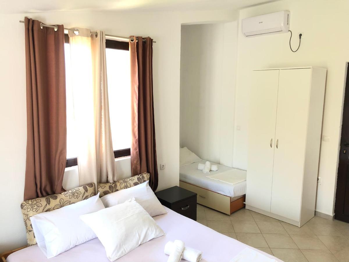 Apartments Radosevic Ulcinj Extérieur photo