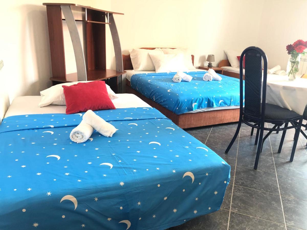 Apartments Radosevic Ulcinj Extérieur photo